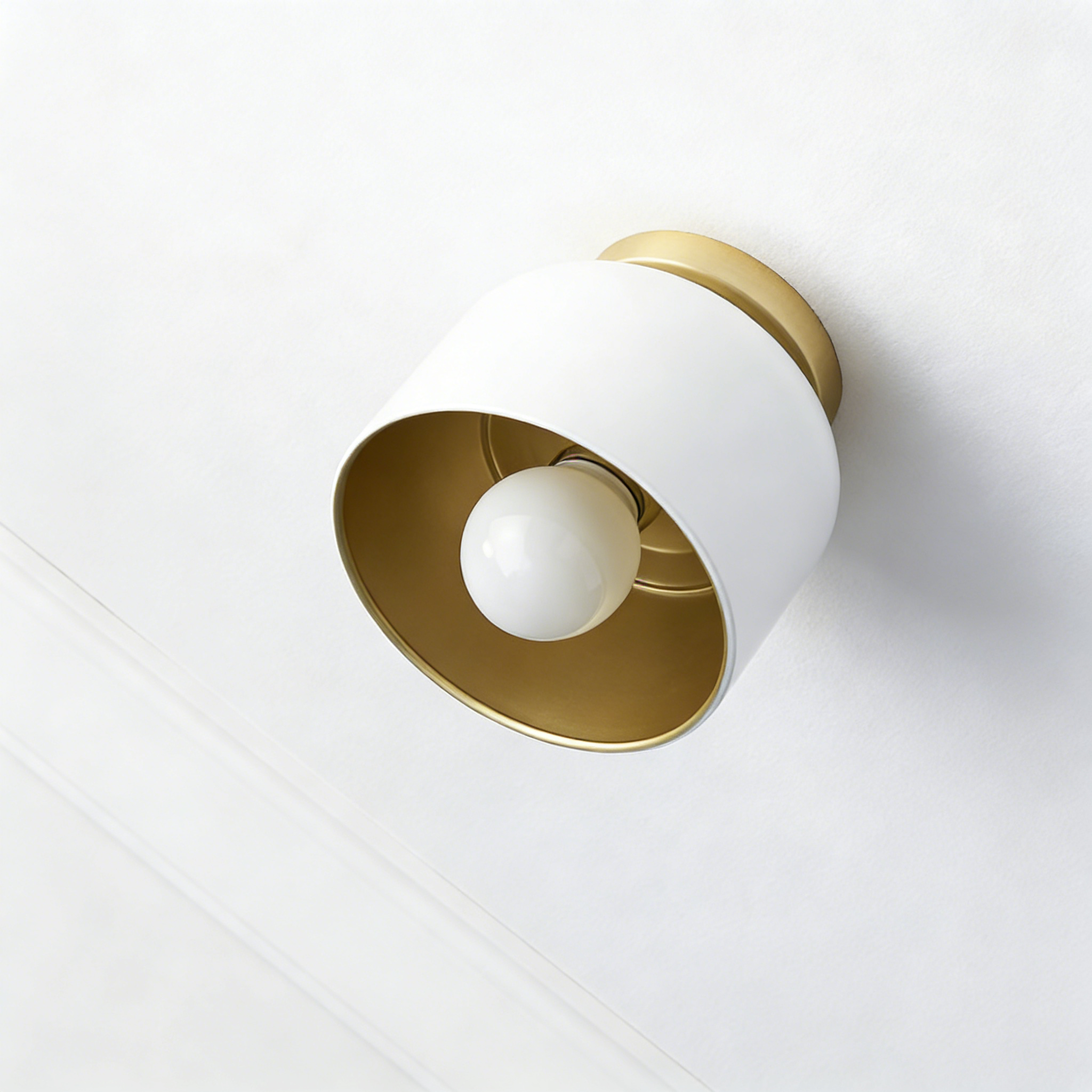 Wooden Tripod Tischlampe